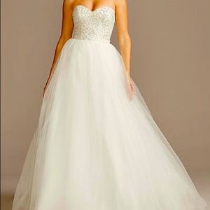 Strapless Crystal Floral Bodice Wedding Dress (straps are removable) worn 1x